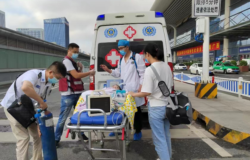 永平县救护车出租公司